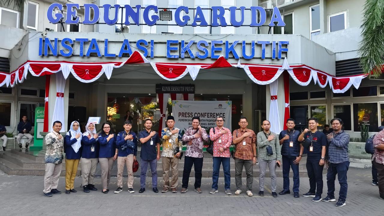 Dokumentasi Pengawasan Melekat Pemeriksaan Kesehatan Pasangan Calon Bupati dan Wakil Bupati Kabupaten Kendal