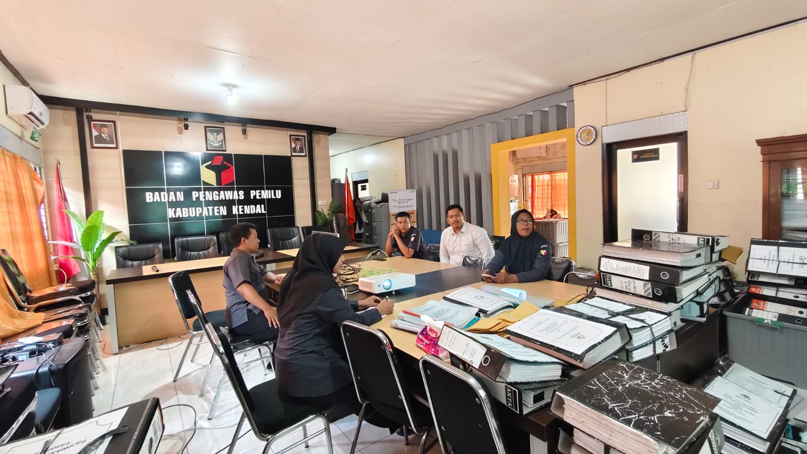 Dok. Rapat Pengawasan Pemutakhiran Data Pemilih Berkelanjutan (PDPB). yang diselenggarakan oleh Bawaslu RI secara daring melalui Zoom Meeting 