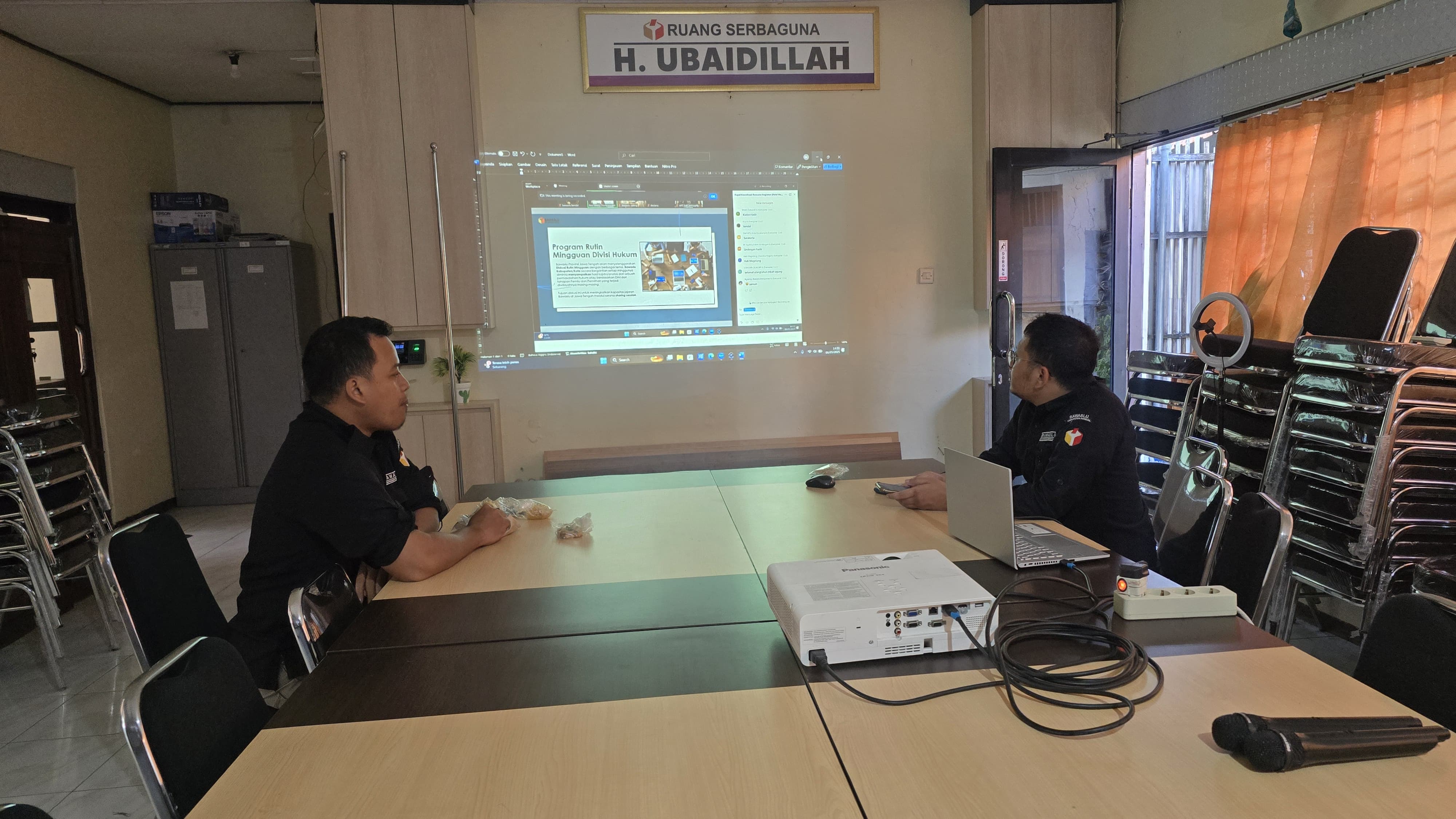 Dokumentasi Zoom Meeting Rapat Koordinasi  Program Rutin Mingguan Divisi Hukum