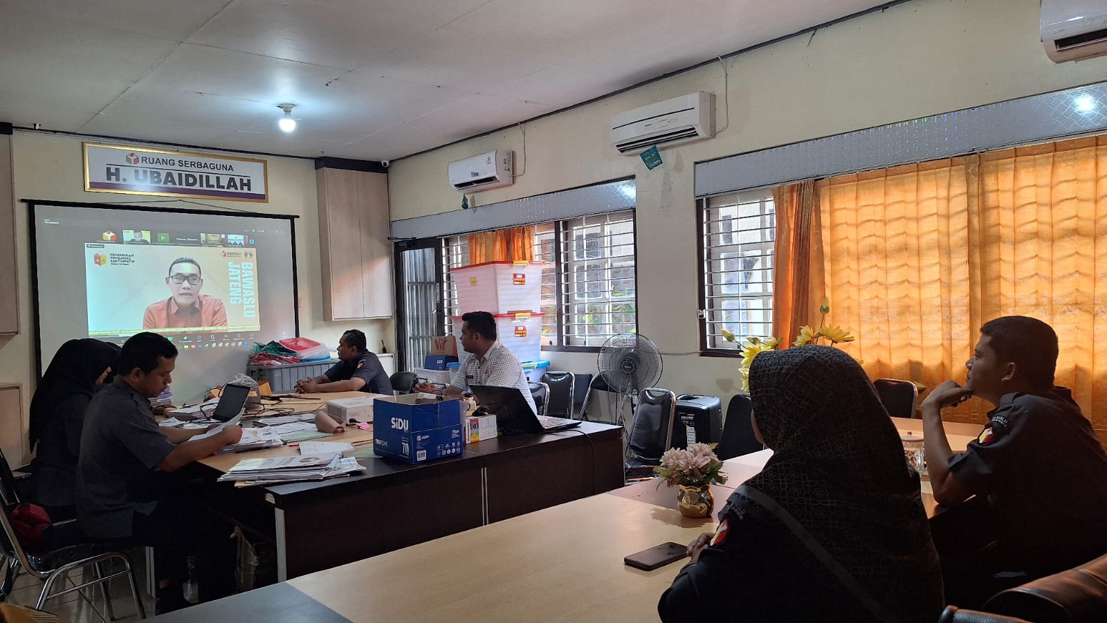 Dokumentasi zoom meeting Pengenalan Pelatihan & Arahan Pimpinan Bawaslu Jateng pada Peserta Pendidikan Pengawas Partisipatif (P2P) Daring Tahun 2025 