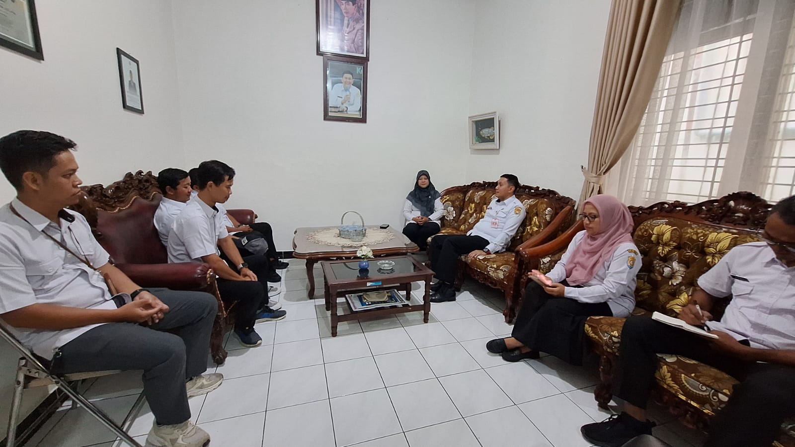 PERKUAT DEMOKRASI, BAWASLU KENDAL AJAK KESBANGPOL KOLABORASI PENDIDIKAN POLITIK