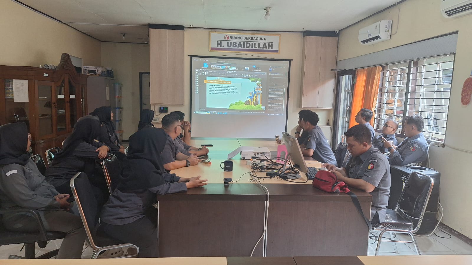 Dokumentasi Rapat