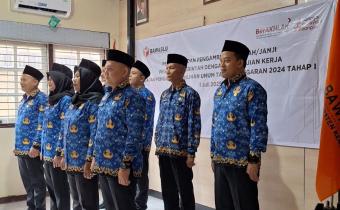 Dokumentasi Pelantikan Delapan Pegawai Bawaslu Kendal 