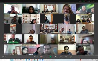 Dokumetasi Zoom Meeting Bawaslu Kendal mengikuti Rapat Monitoring dan Evaluasi Kesekretariatan Bawaslu Kabupaten/Kota