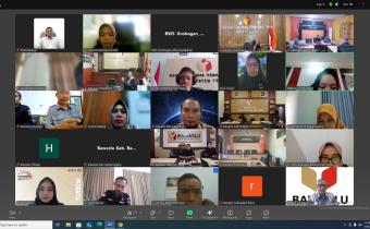 Dokumentasi Rapat Koordinasi secara daring melalui Zoom Meeting