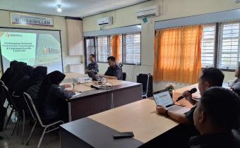 Dokumentasi sosialisasi Reformasi Birokrasi (RB) dan Pembangunan Zona Integritas (ZI) di Kantor Bawaslu Kabupaten Kendal oleh Tim Inspektorat Wilayah II 