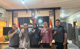 Dokumentasi upervisi dari Biro Perencanaan dan Organisasi Bawaslu Republik Indonesia, pada Senin (3/11/2025) di Kantor Sekretariat Bawaslu Kabupaten Kendal.