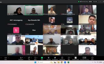 Dokumentasi Sosialisasi dan Peluncuran Buku Saku “Pentas Pemilu” serta Media Informasi Alur Advokasi Hukum secara daring yang diselenggarakan oleh Bawaslu Jateng
